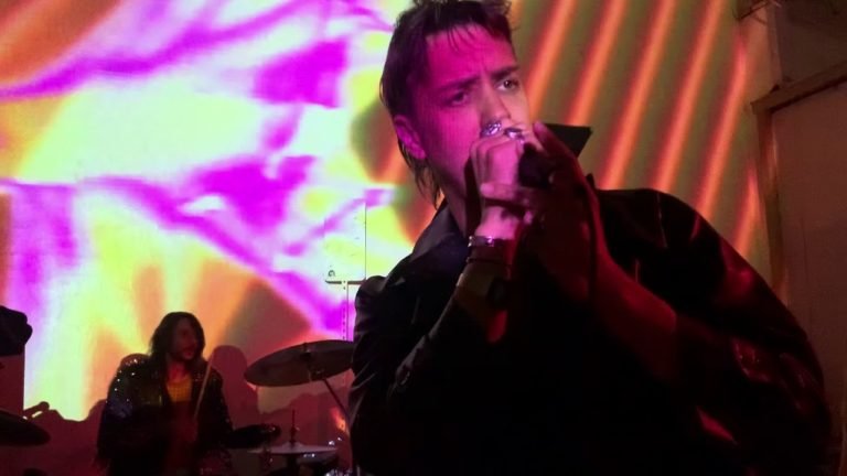 16 12 19 the voidz