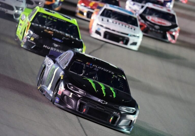 KURT BUSCH GANÓ POR 1a VEZ LA NASCAR CUP