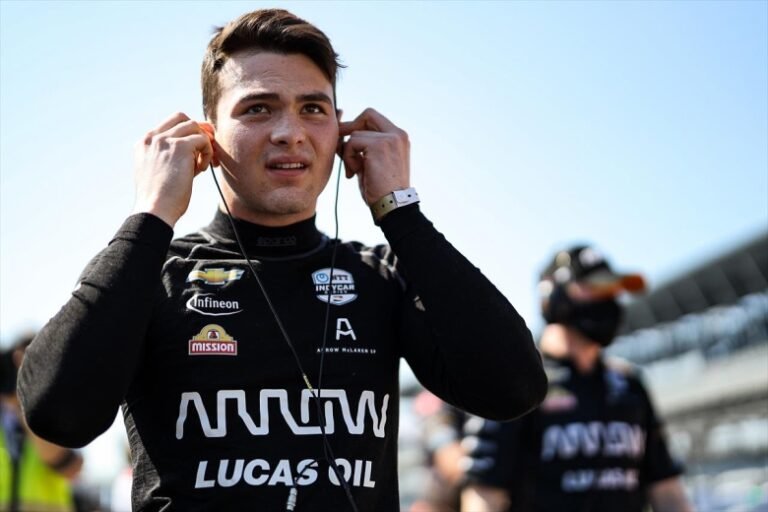 patricio-oward-2-200821