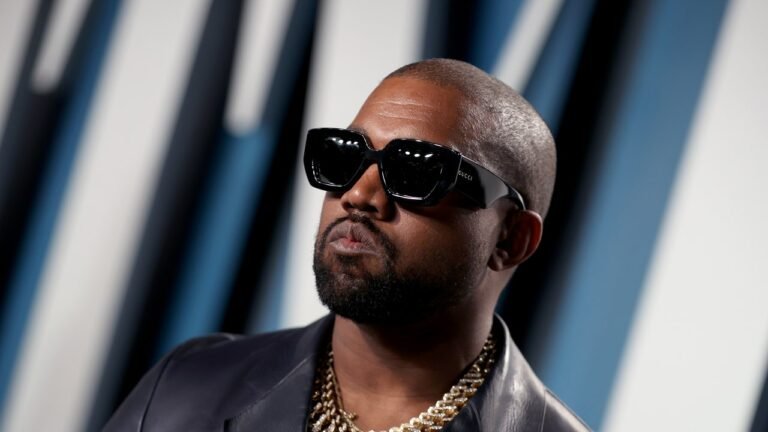 KANYEWESTPROYECTOCONTROVERSIALPARAADULTOS (1)