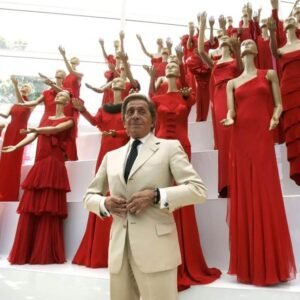 EL ROJO VALENTINO SE TIÑE DE LUTO: FALLECE VALENTINO GARAVANI A LOS 93 AÑOS 