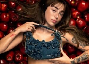 DESIGUAL X NICKI NICOLE PRESENTAN EL “AMOR PROPIO” COMO PROTAGONISTA EN SAN VALENTÍN CON “BOYS LIE” 