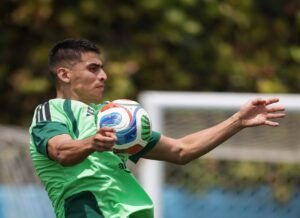 Memote responde a las críticas y guía el triunfo de México ante Ghana