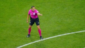 Comisión de Árbitros rectifica designación para semifinal entre Pachuca y Pumas