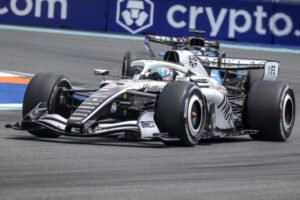 CHECO PÉREZ TUVO UNA GRAN SALIDA, PERO LO SANCIONARON GP DE MONACO